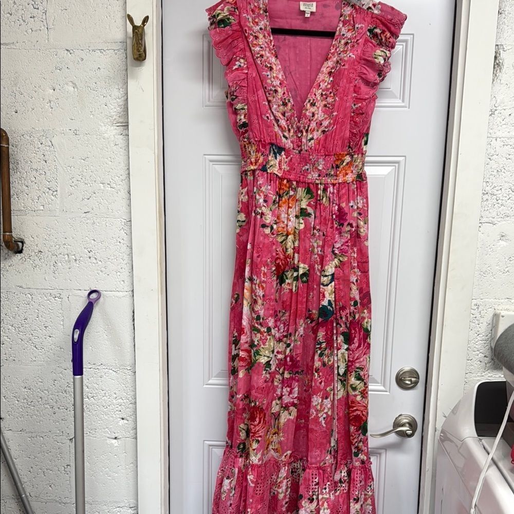Floral Pink Maxi Dress Ruffled - Size Medium - LIKE NEW - Sleeveless